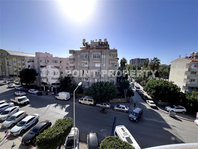 Spacious duplex apartment on the 3rd floor with attic, in a residence with a swimming pool and garden, built in 2015-id-6662-photo-17