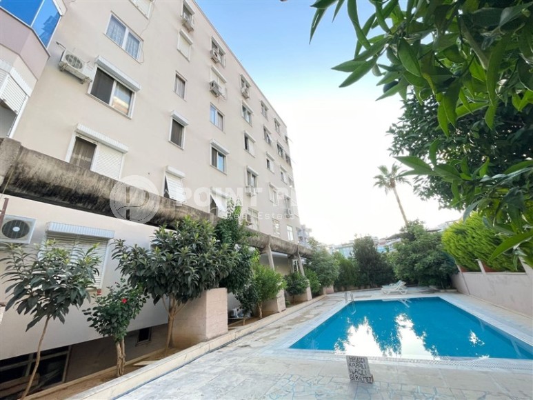 Comfortable apartment with furniture and household appliances, 650 meters from the sea, in the center of Mahmutlar-id-6663-photo-9