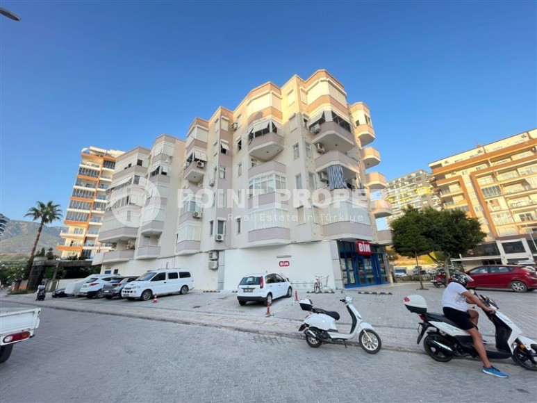 Comfortable apartment with furniture and household appliances, 650 meters from the sea, in the center of Mahmutlar-id-6663-photo-12