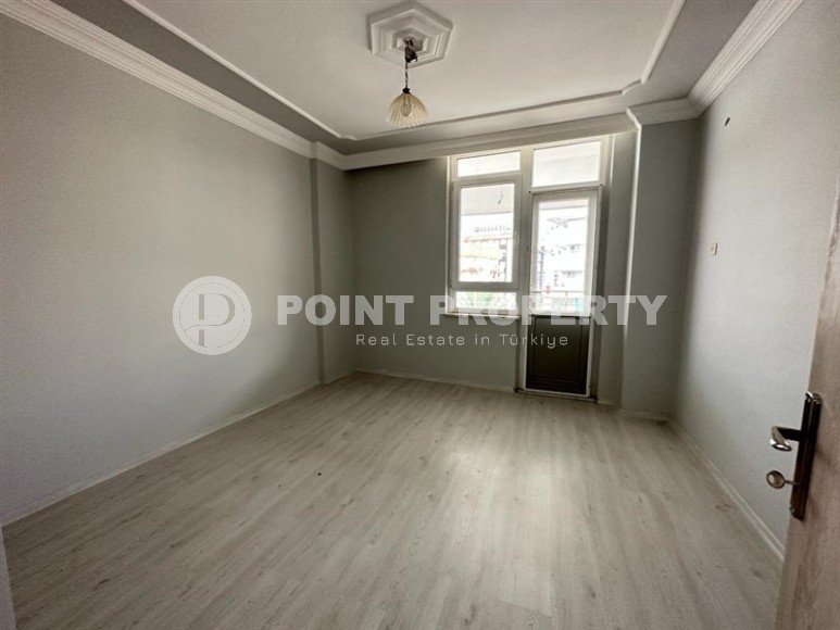 Advantageous offer - inexpensive, spacious apartment 150 meters from the sea, in the very center of Mahmutlar-id-6665-photo-8