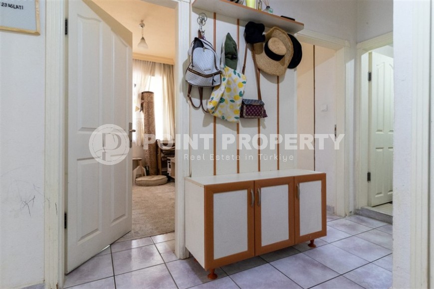 Affordable 2+1 apartment, on an area of 90 m2, in a building built in 1999, in the center of Mahmutlar district-id-6666-photo-6