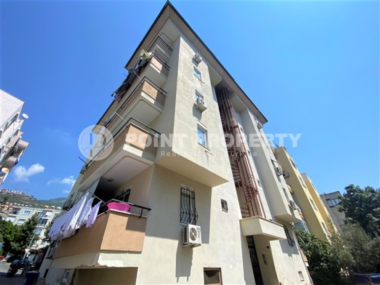 Furnished penthouse 4+1, 170m², in the very center of Alanya, 150 meters from Kuykubat beach-id-1523-photo-3