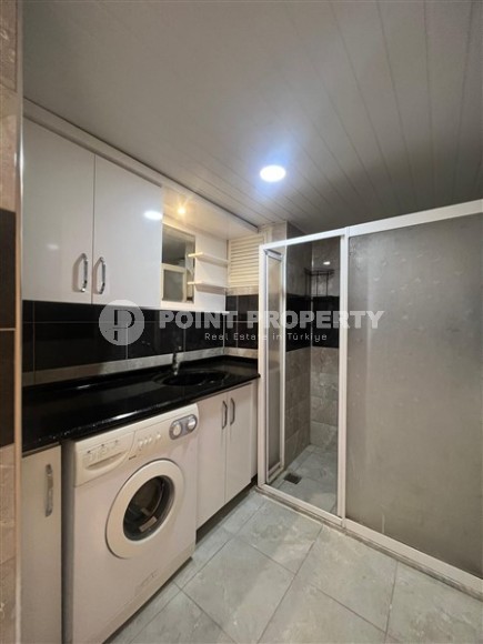 Comfortable apartment with furniture and household appliances, on the 2nd floor, in the center of the popular area of Alanya - Mahmutlar-id-6667-photo-6