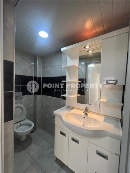 Comfortable apartment with furniture and household appliances, on the 2nd floor, in the center of the popular area of Alanya - Mahmutlar-id-6667-photo-7