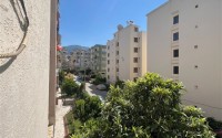 Comfortable apartment with furniture and household appliances, on the 2nd floor, in the center of the popular area of Alanya - Mahmutlar-id-6667-photo-9