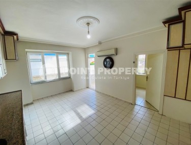 Apartment with an excellent location 100 meters from the beach, in the center of the modern area of Alanya - Mahmutlar-id-6668-photo-3