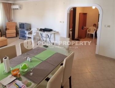 Furnished apartment 2+1, with a total area of 110 m2, 400 meters from the beach and promenade, in the modern area of Alanya - Mahmutlar-id-6670-photo-2