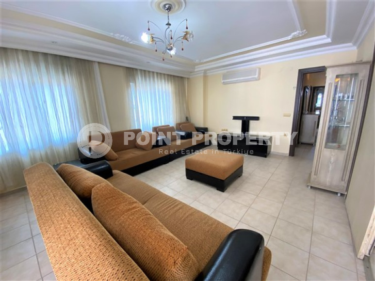 Furnished penthouse 4+1, 170m², in the very center of Alanya, 150 meters from Kuykubat beach-id-1523-photo-8
