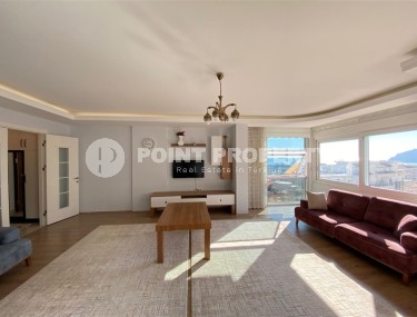 Large two-level apartment with panoramic views of the sea and Mount Kale, in a quiet area of Alanya - Cikcilli-id-6672-photo-3