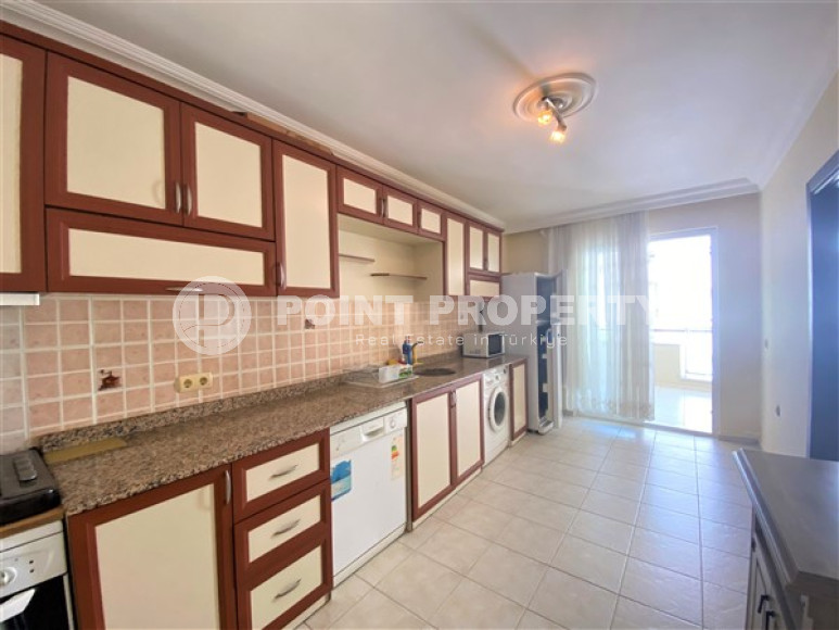 Furnished penthouse 4+1, 170m², in the very center of Alanya, 150 meters from Kuykubat beach-id-1523-photo-11