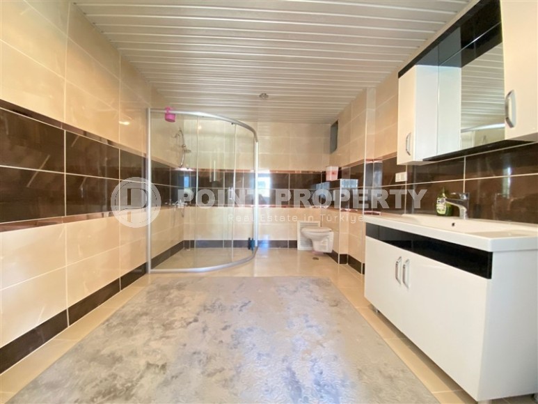 Большая двухуровневая квартира с панорамным видом на море и гору Кале, в спокойном районе Аланьи - Джикджилли-id-6672-фото-12