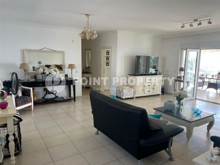 Panoramic villa with luxurious sea views, in a green, picturesque area of Alanya - Gazipasa-id-6673-photo-4