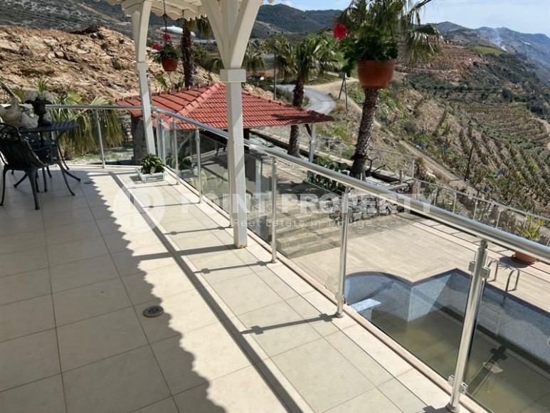Panoramic villa with luxurious sea views, in a green, picturesque area of Alanya - Gazipasa-id-6673-photo-13