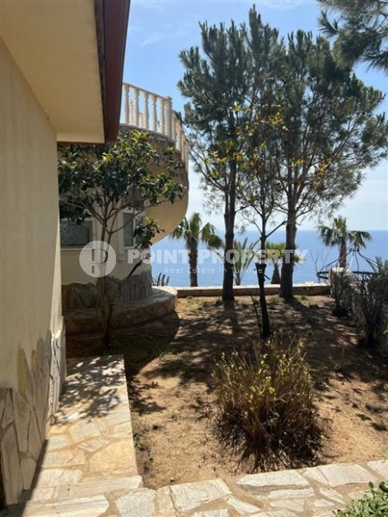 Panoramic villa with luxurious sea views, in a green, picturesque area of Alanya - Gazipasa-id-6673-photo-18