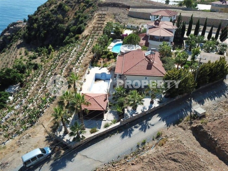 Panoramic villa with luxurious sea views, in a green, picturesque area of Alanya - Gazipasa-id-6673-photo-23