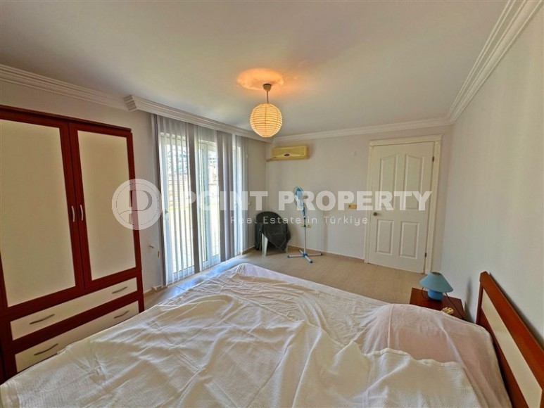 Благоустроенная двухуровневая квартира на 5-м этаже с мансардой, в 250 метрах от моря-id-6675-фото-7