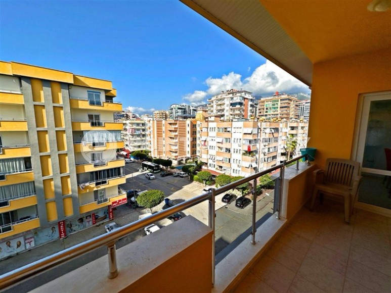 Благоустроенная двухуровневая квартира на 5-м этаже с мансардой, в 250 метрах от моря-id-6675-фото-14