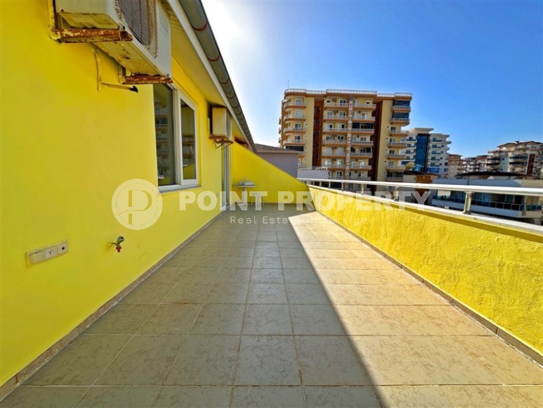 Благоустроенная двухуровневая квартира на 5-м этаже с мансардой, в 250 метрах от моря-id-6675-фото-15