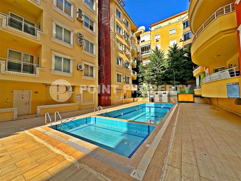 Благоустроенная двухуровневая квартира на 5-м этаже с мансардой, в 250 метрах от моря-id-6675-фото-16