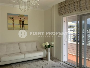 Panoramic duplex apartment overlooking the Taurus Mountains, 600 meters from the sea, in the center of the popular area of Alanya - Mahmutlar-id-6676-photo-5