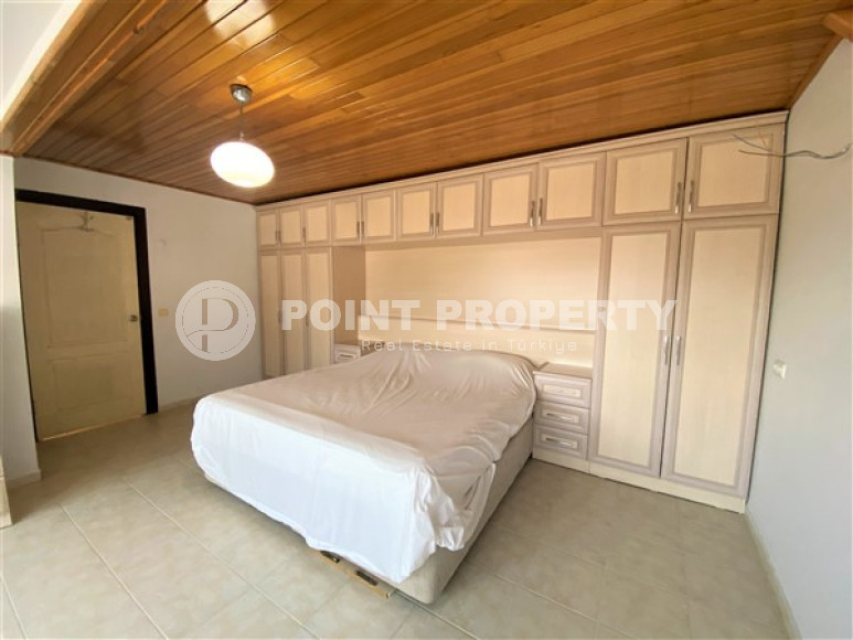 Furnished penthouse 4+1, 170m², in the very center of Alanya, 150 meters from Kuykubat beach-id-1523-photo-22