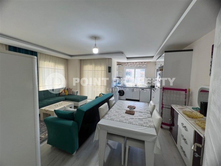 Affordable apartment with an excellent location 200 meters from the sea, in the center of Mahmutlar-id-6680-photo-2