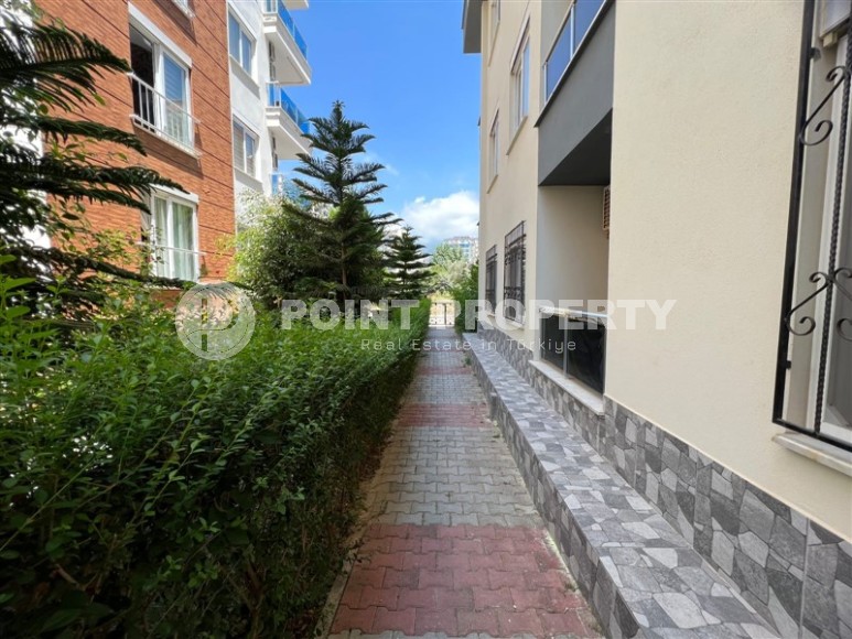 Affordable apartment with an excellent location 200 meters from the sea, in the center of Mahmutlar-id-6680-photo-13