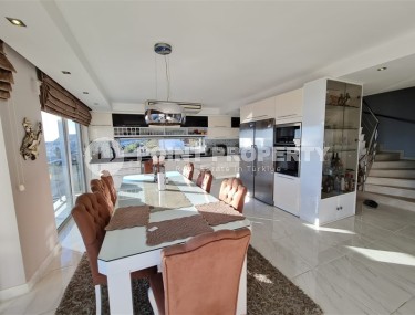 Отдельно стоящая 3-этажная вилла с бассейном и садом, в двух километрах от пляжа-id-6684-фото-5