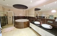 Detached 3-storey villa with pool and garden, two kilometers from the beach-id-6684-photo-21
