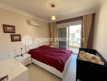 Большая двухуровневая квартира на 4-м этаже с мансардой, в 1200 метрах от моря, в центре района Оба-id-6689-фото-5