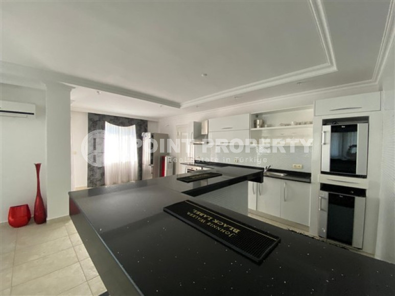 Large five bedroom duplex penthouse, 360m², in a luxury complex in Oba, Alanya-id-1524-photo-7