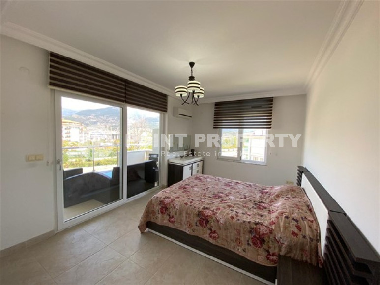 Large five bedroom duplex penthouse, 360m², in a luxury complex in Oba, Alanya-id-1524-photo-8