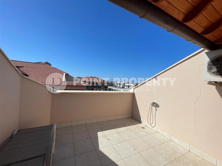 Большая двухуровневая квартира на 4-м этаже с мансардой, в 1200 метрах от моря, в центре района Оба-id-6689-фото-18