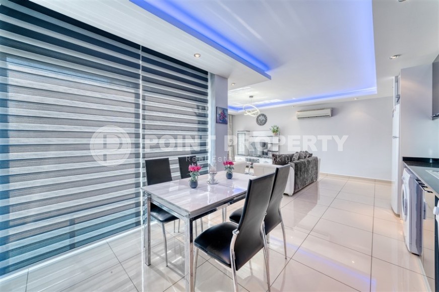 Apartment with modern design, furniture and household appliances, on the 3rd floor in a comfortable residential complex, with swimming pools, a cinema and bowling alley-id-6690-photo-4