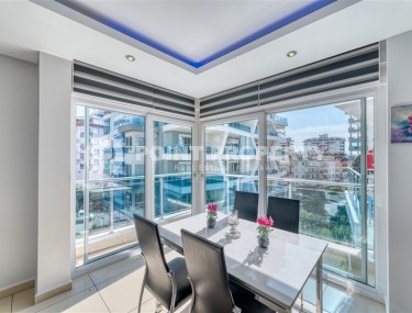 Apartment with modern design, furniture and household appliances, on the 3rd floor in a comfortable residential complex, with swimming pools, a cinema and bowling alley-id-6690-photo-5