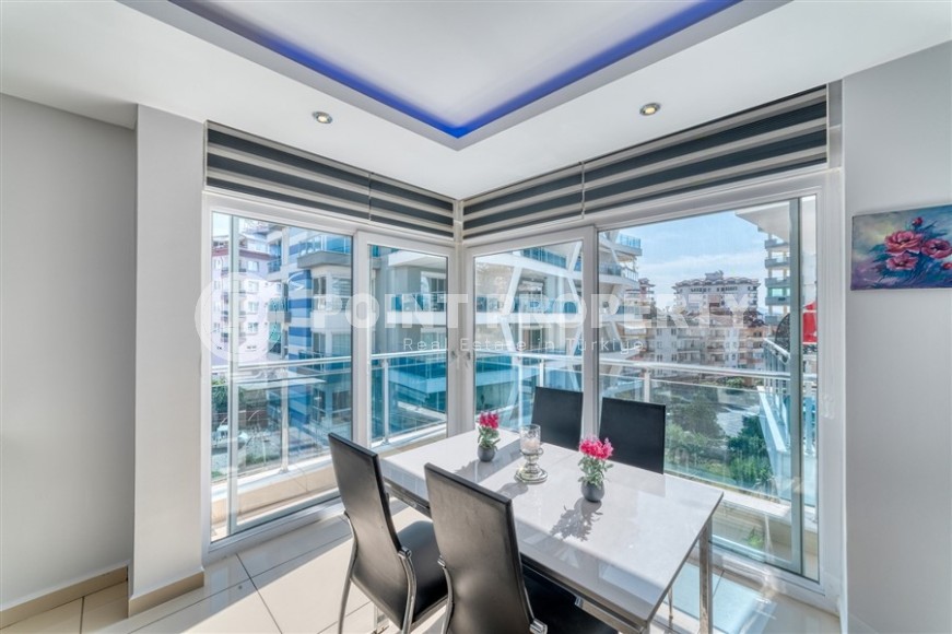 Apartment with modern design, furniture and household appliances, on the 3rd floor in a comfortable residential complex, with swimming pools, a cinema and bowling alley-id-6690-photo-5