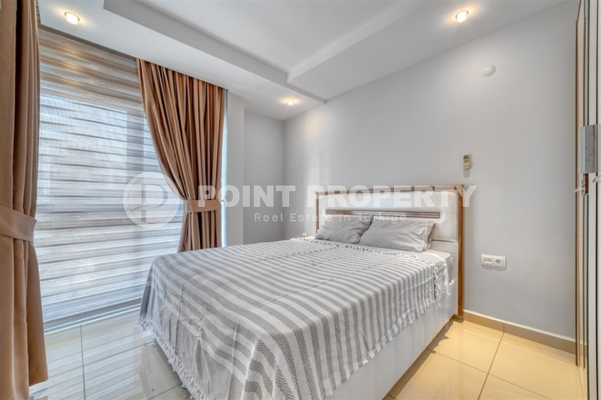 Apartment with modern design, furniture and household appliances, on the 3rd floor in a comfortable residential complex, with swimming pools, a cinema and bowling alley-id-6690-photo-8