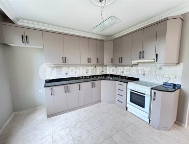 Просторная квартира 3+1, общей площадью 150 м2, на 2-м этаже в доме 2003 года постройки, в центре Аланьи-id-6691-фото-4