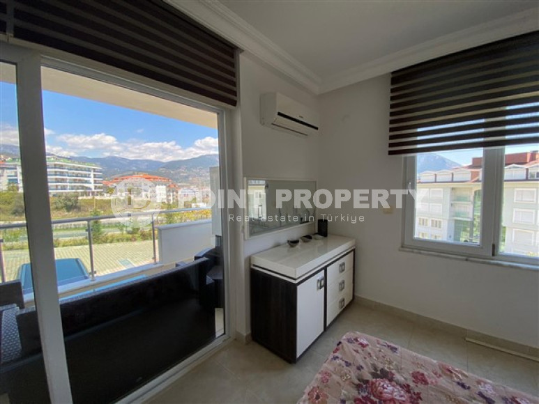 Large five bedroom duplex penthouse, 360m², in a luxury complex in Oba, Alanya-id-1524-photo-13