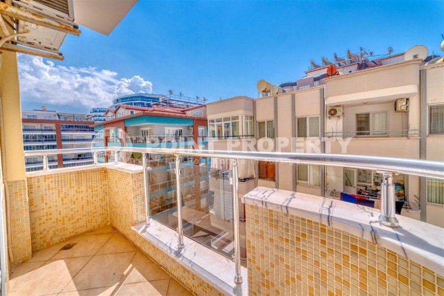 Bright, comfortable apartment with furniture and household appliances, 150 meters from the beach and the promenade-id-6692-photo-12