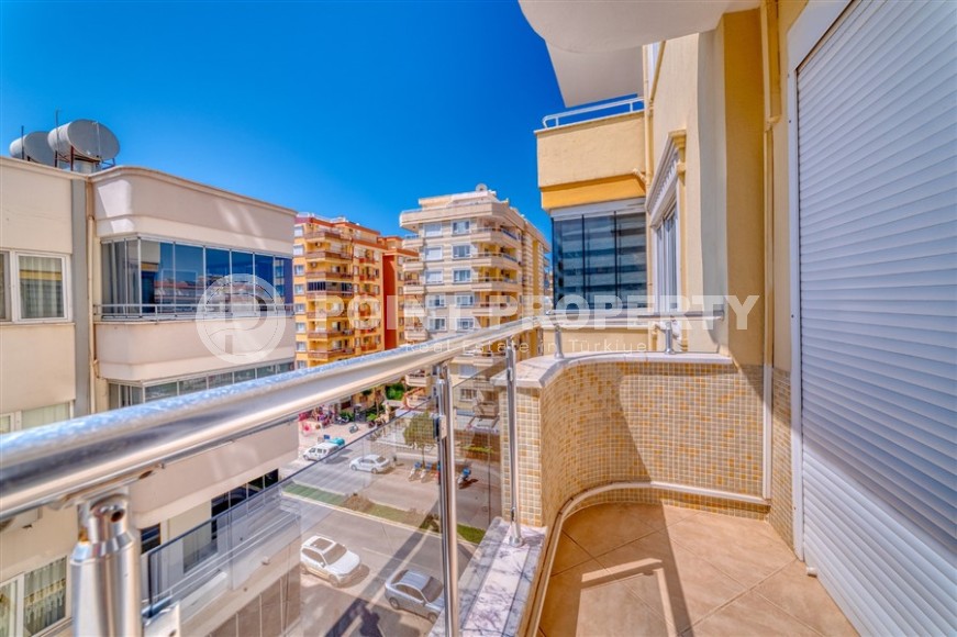 Bright, comfortable apartment with furniture and household appliances, 150 meters from the beach and the promenade-id-6692-photo-13