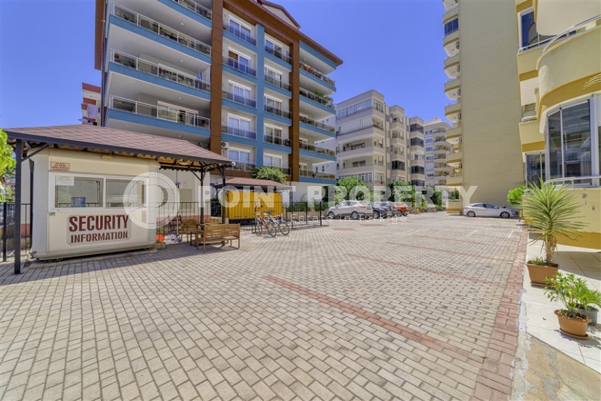 Bright, comfortable apartment with furniture and household appliances, 150 meters from the beach and the promenade-id-6692-photo-19