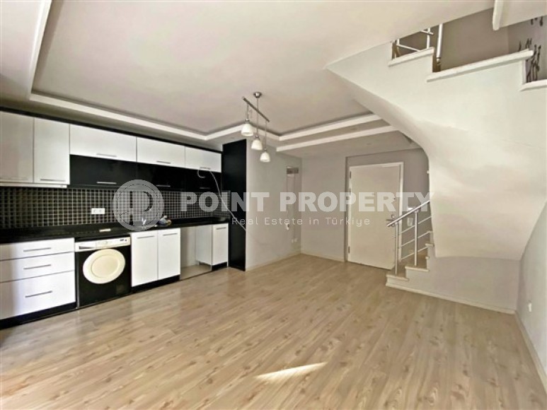 Duplex 1+1, total area 80 m2, on the 5th floor with attic, one and a half kilometers from the sea-id-6695-photo-3