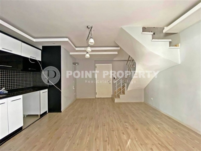 Duplex 1+1, total area 80 m2, on the 5th floor with attic, one and a half kilometers from the sea-id-6695-photo-4