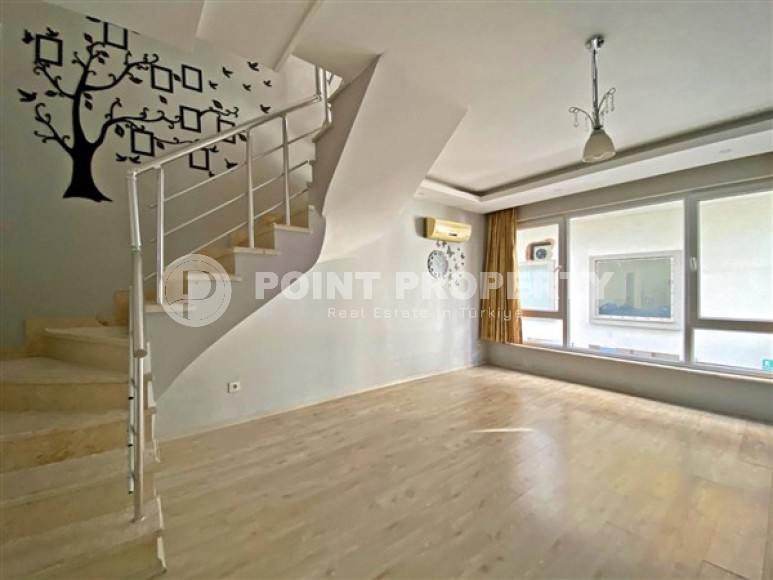 Duplex 1+1, total area 80 m2, on the 5th floor with attic, one and a half kilometers from the sea-id-6695-photo-6