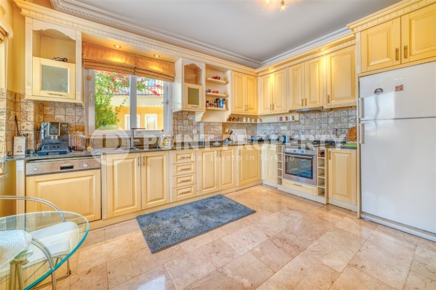 Панорамная двухэтажная вилла с роскошным видом на море, в зеленом, экологически чистом районе Аланьи - Каргыджак-id-6700-фото-6