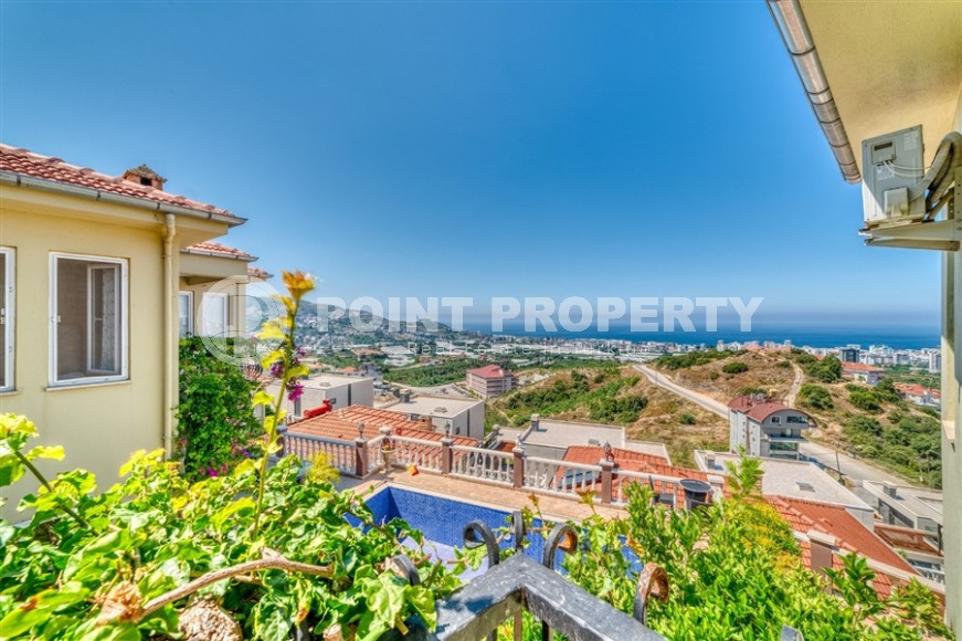 Панорамная двухэтажная вилла с роскошным видом на море, в зеленом, экологически чистом районе Аланьи - Каргыджак-id-6700-фото-22