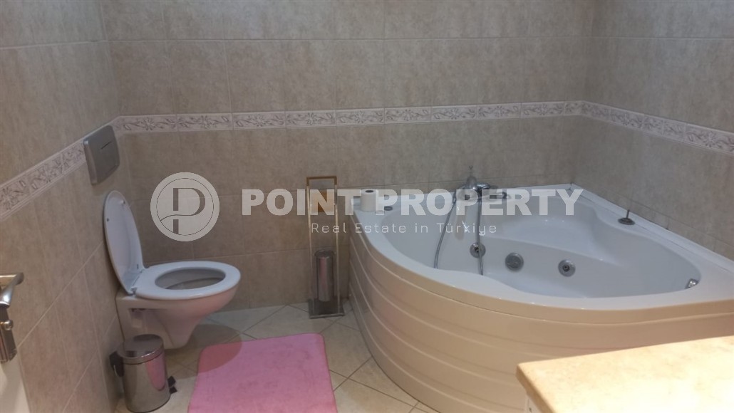 Comfortable apartment with modern design, furniture and household appliances, 900 meters from the sea, in a quiet area of Alanya - Cikcilli-id-6701-photo-7