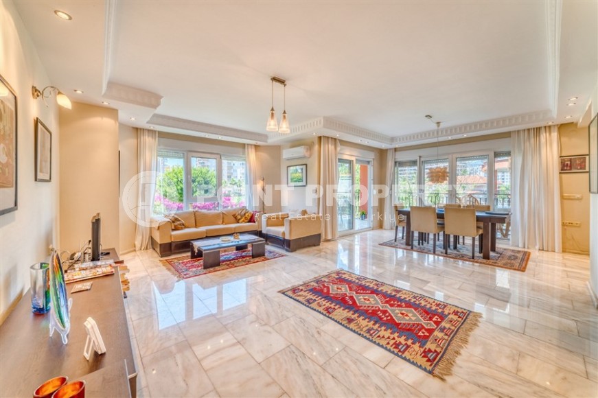Large two-level apartment 4+1, with a total area of 280 m2, on the 1st and 2nd floors in a picturesque, comfortable residential complex, built in 2006-id-6704-photo-1