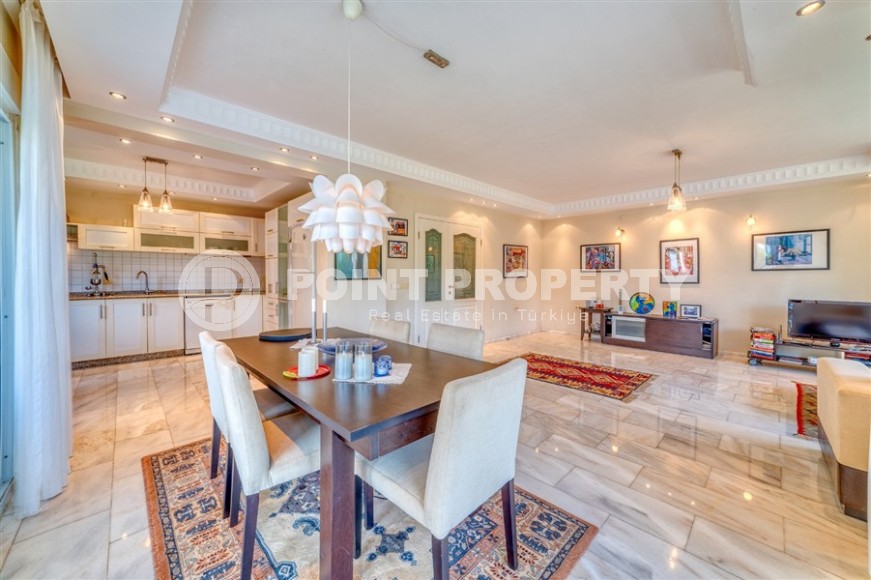 Large two-level apartment 4+1, with a total area of 280 m2, on the 1st and 2nd floors in a picturesque, comfortable residential complex, built in 2006-id-6704-photo-2